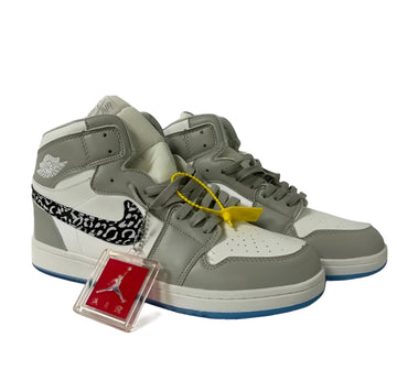 AIR JORDAN 1 HIGH - Reverse Cement.