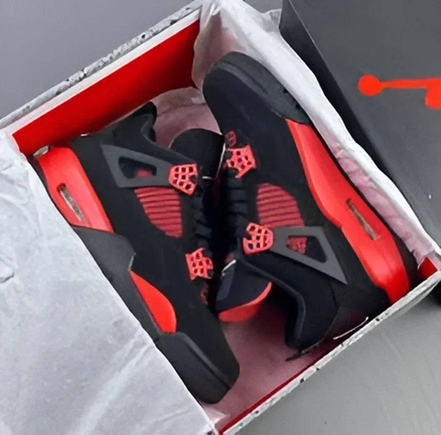 AIR JORDAN 4 - Retro - White with Red