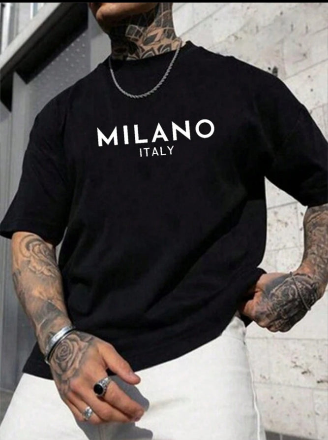 Men's Letter Printed Round Neck Drop Shoulder.